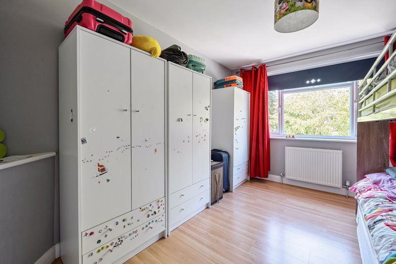 Third bedroom- click for photo gallery